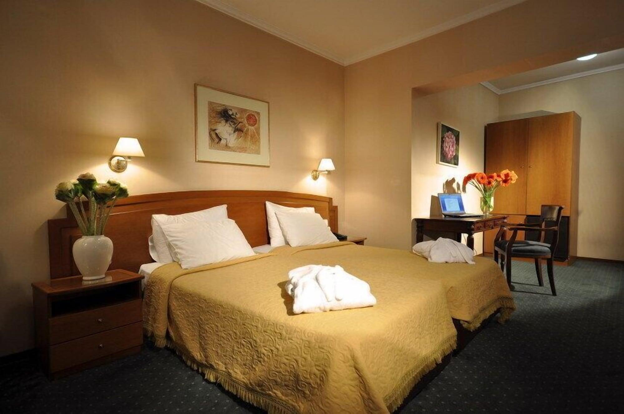 Vergina Hotel Солун Екстериор снимка